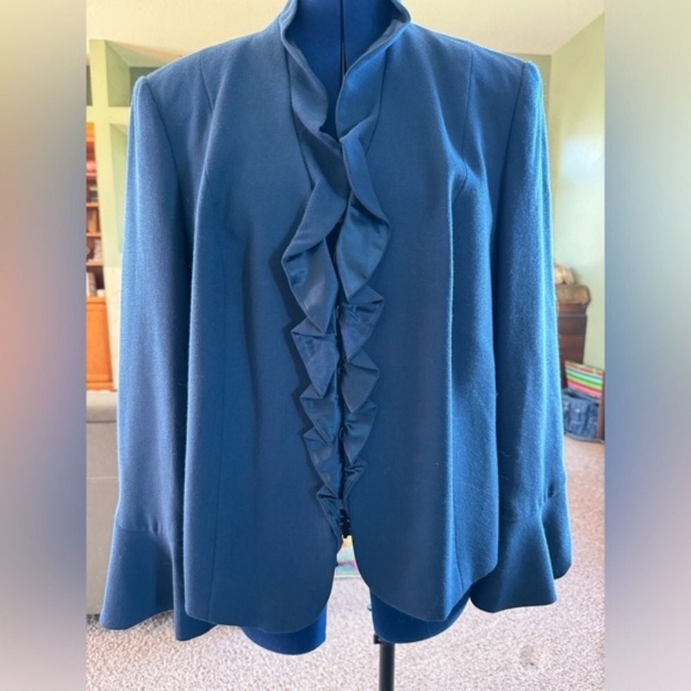 Talbots Woman Blue Ruffle Front Blazer Italian Fabric Bell Cuff Jacket 12W
